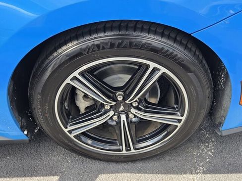 Used 2024 Ford Mustang Premium RWD image 4