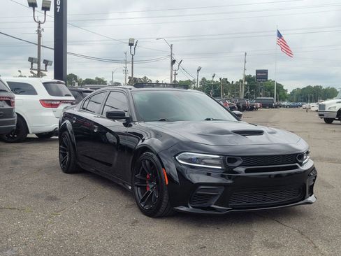 Used 2022 Dodge Charger Scat Pack RWD image 14