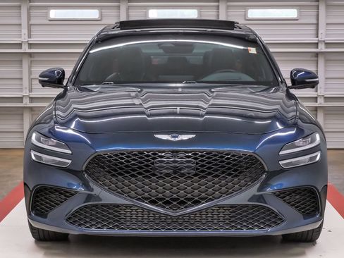 Certified 2022 Genesis G70 3.3T RWD image 4