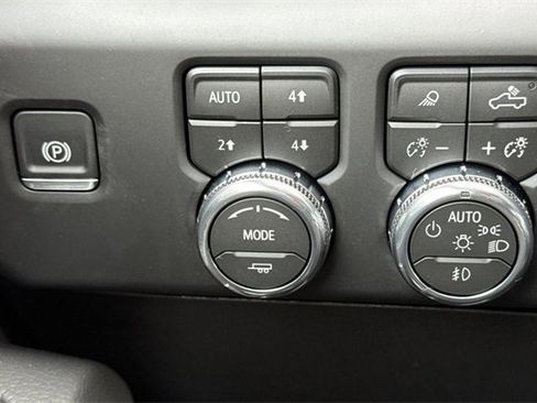 New 2026 GMC Sierra 2500 Denali w/ Denali Reserve Package image 31