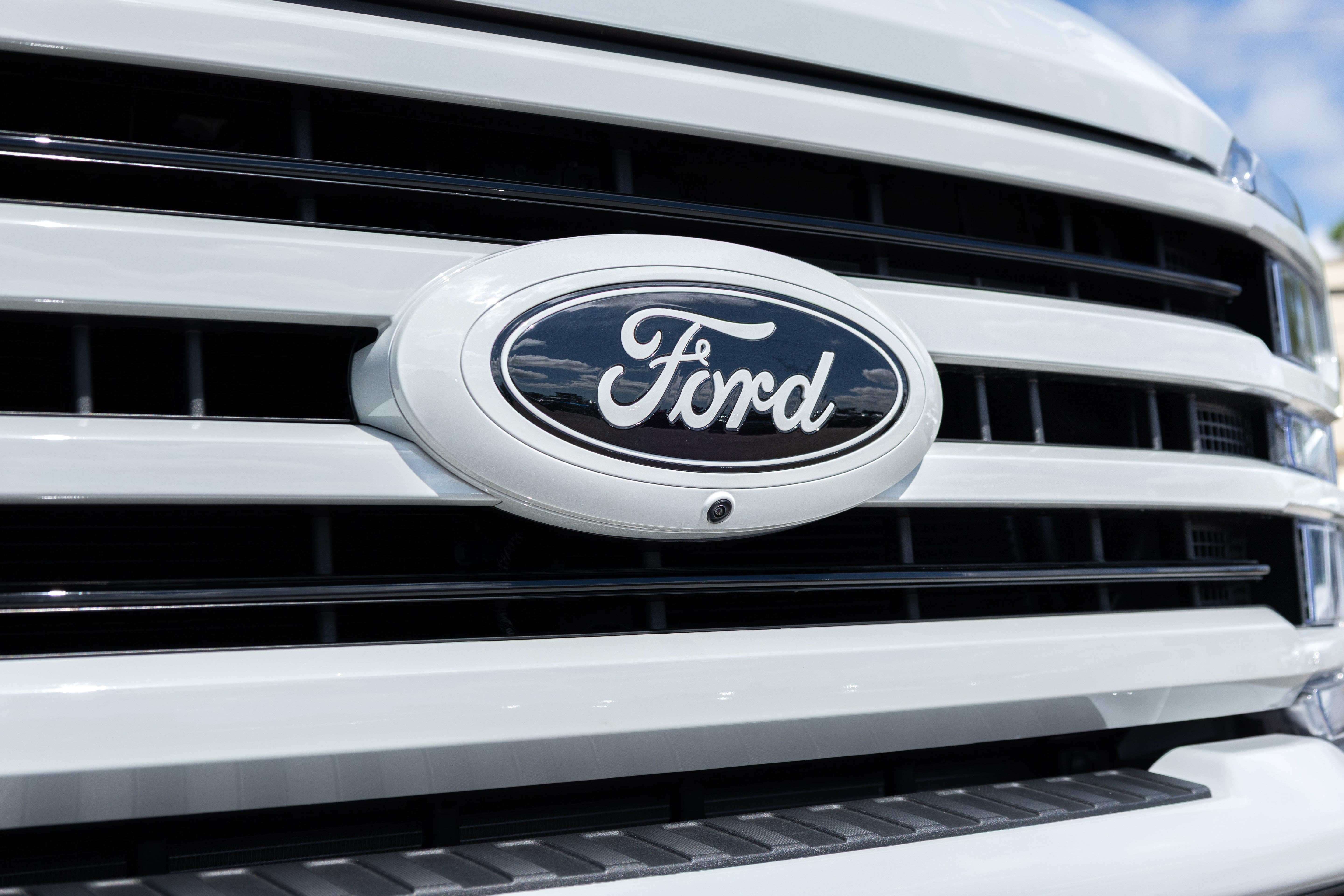 New 2026 Ford F250 Platinum AWD/4WD image 14
