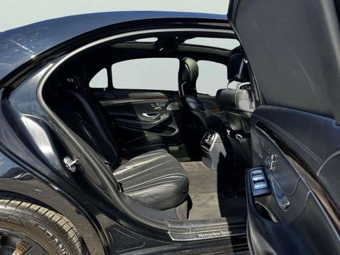 Used 2019 Mercedes-Benz S 560 4MATIC Sedan image 41