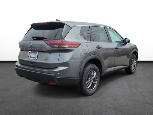 Used 2024 Nissan Rogue S AWD/4WD image 4