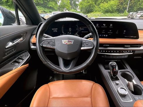 Used 2024 Cadillac XT4 Sport AWD/4WD image 17