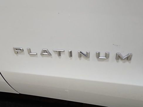 Used 2025 Ford Expedition Max Platinum image 27