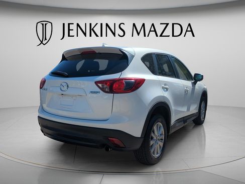 Used 2016 MAZDA CX-5 Touring image 3