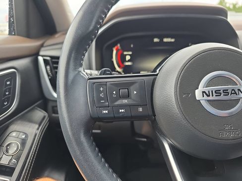 Used 2021 Nissan Rogue Platinum AWD/4WD image 20