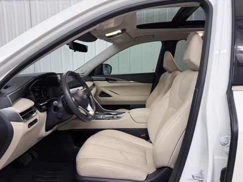 Certified 2023 INFINITI QX60 Luxe w/ Vision Package AWD/4WD image 10
