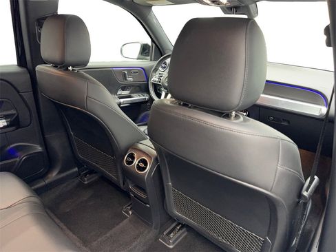 Used 2023 Mercedes-Benz EQB 300 4MATIC image 40