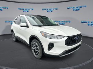 New 2025 Ford Escape SE FWD video 1