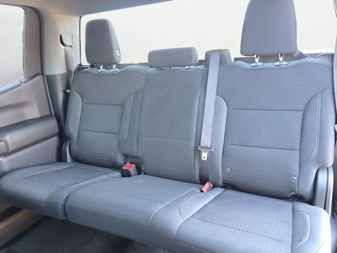 Used 2024 Chevrolet Silverado 1500 Custom image 9