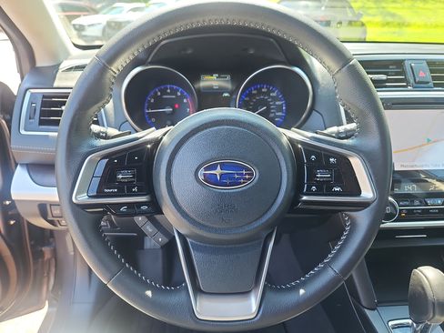 Used 2019 Subaru Outback 2.5i Limited AWD/4WD image 24