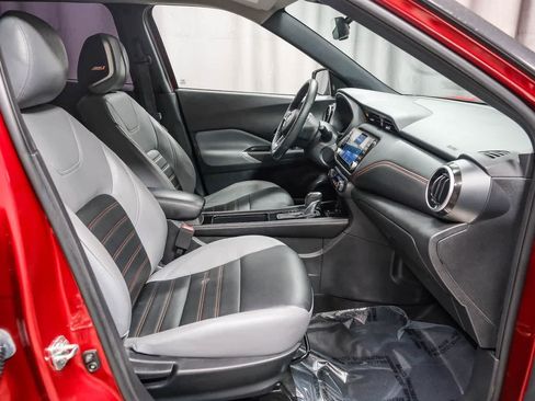 Used 2021 Nissan Kicks SR w/ SR Premium Package FWD image 22
