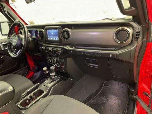 Certified 2021 Jeep Wrangler Unlimited Sport AWD/4WD image 24