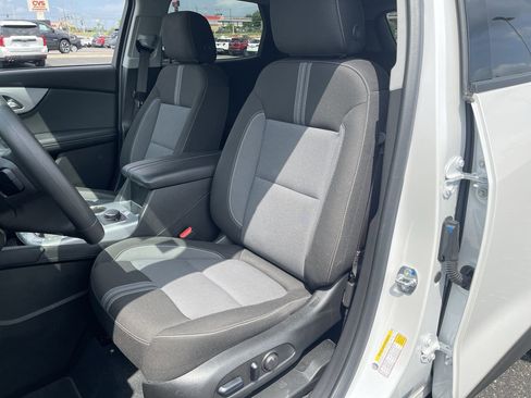 Used 2024 Chevrolet Blazer LT FWD image 18