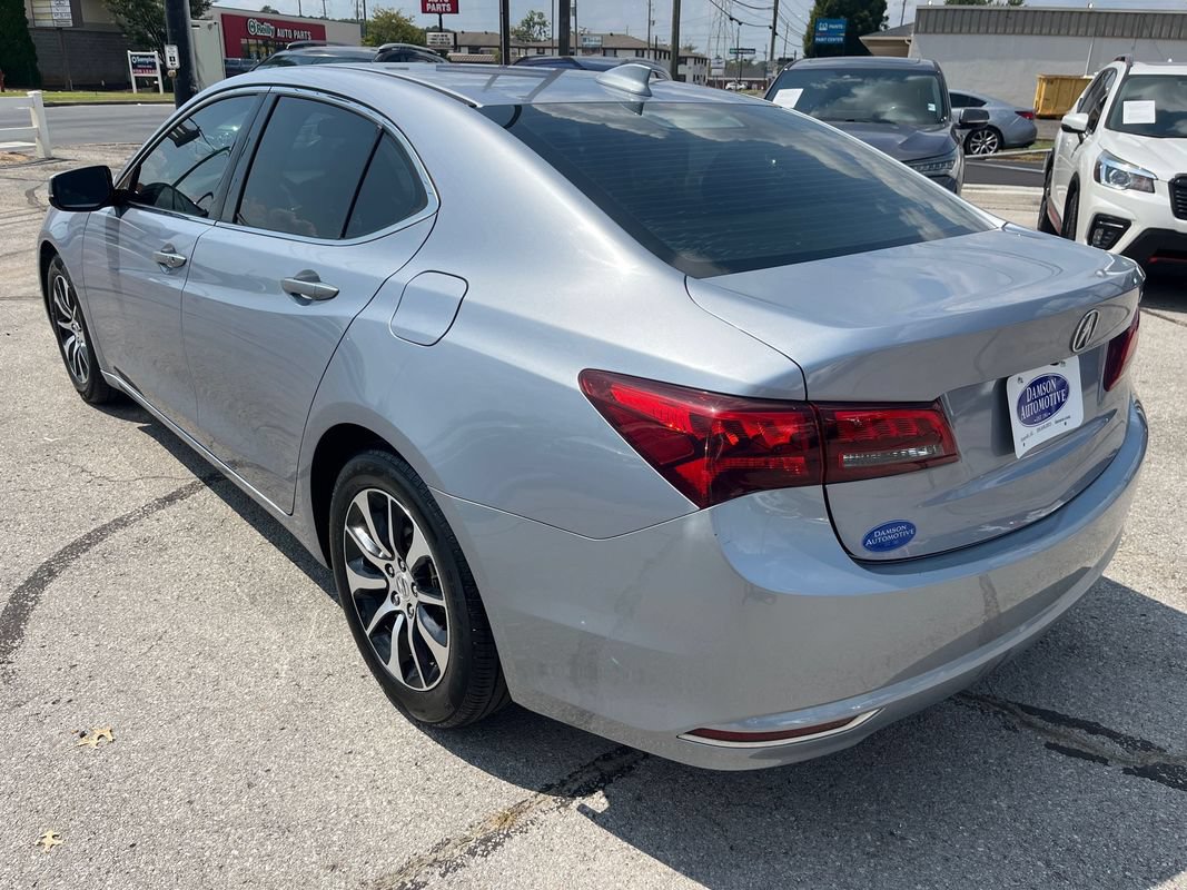 Used 2016 Acura TLX FWD image 3