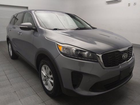 Used 2020 Kia Sorento LX FWD image 13