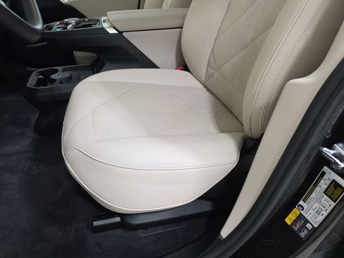 Certified 2025 BMW iX xDrive50 image 26