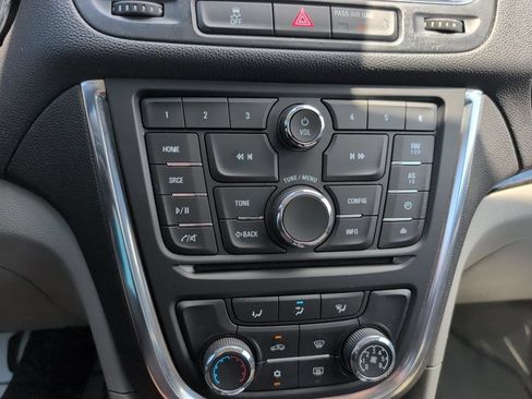 Used 2014 Buick Encore FWD image 17