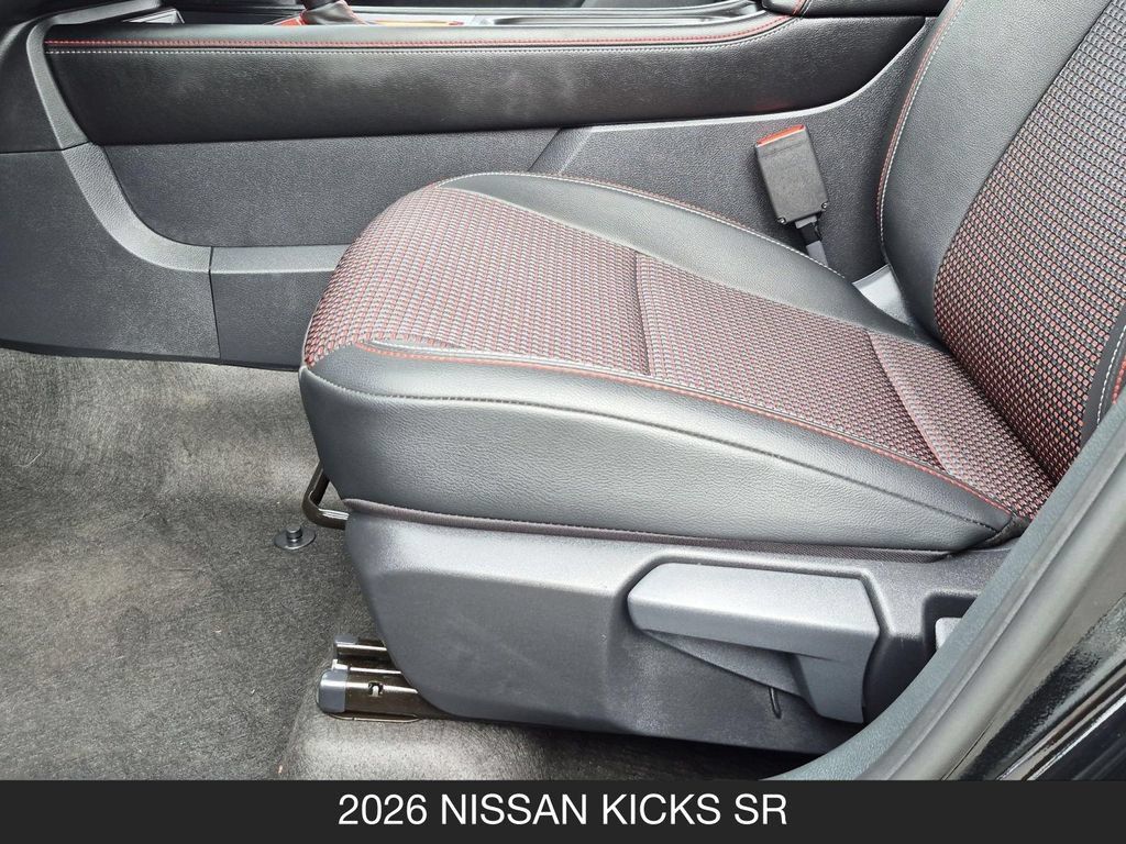 Certified 2026 Nissan Kicks SR FWD image 15