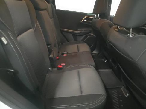 Used 2022 Mitsubishi Outlander ES image 7