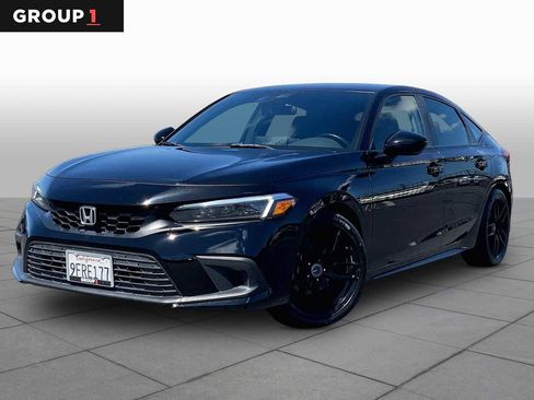 Used 2023 Honda Civic Sport image 1