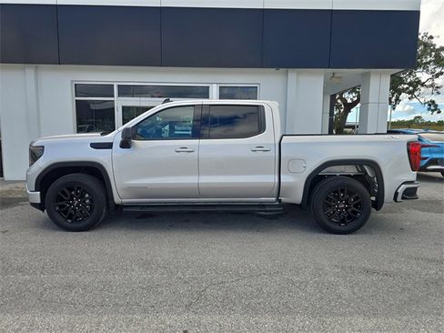Certified 2022 GMC Sierra 1500 Elevation w/ LPO, Elevation Black Package image 4