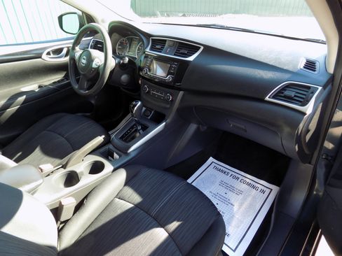 Used 2016 Nissan Sentra SV image 8