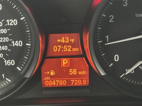 Used 2010 BMW Z4 sDrive30i image 22