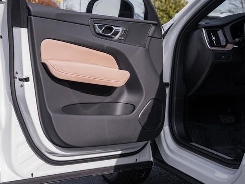 New 2026 Volvo XC60 B5 Plus w/ Protection Package Premier image 40