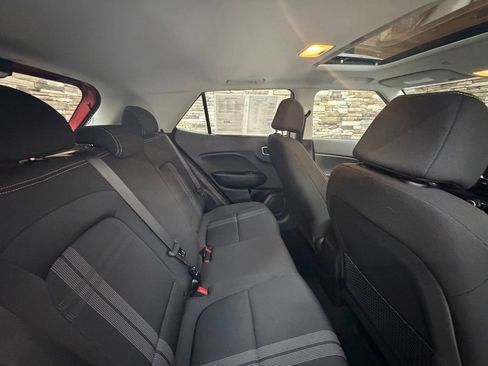 Certified 2023 Hyundai Venue SEL image 28