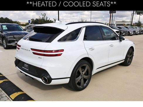Used 2025 Genesis GV70 2.5T Sport Prestige w/ Sport Prestige Package image 8