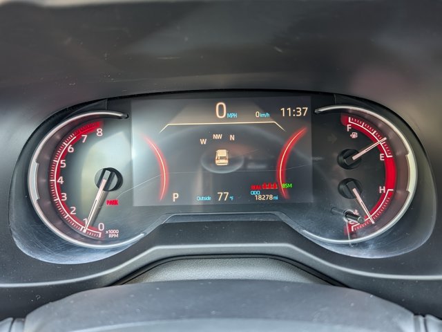 Used 2023 Toyota RAV4 XLE w/ Convenience Package FWD image 23