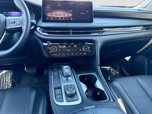 Used 2024 INFINITI QX60 Sensory image 20