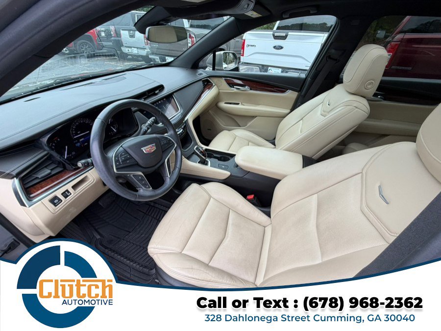 Used 2018 Cadillac XT5 FWD Premium Luxury w/ Driver Awareness Package image 13