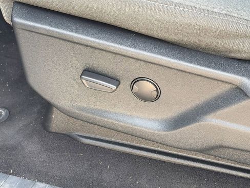 Used 2024 Ford F250 XLT w/ FX4 Off-Road Package image 19