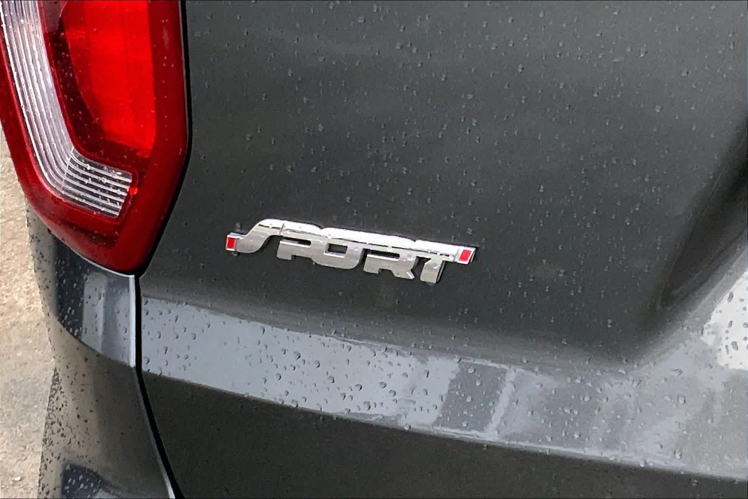 Used 2019 Ford Explorer Sport w/ Equipment Group 401A AWD/4WD image 28