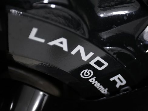 Used 2024 Land Rover Defender 90 V8 image 44