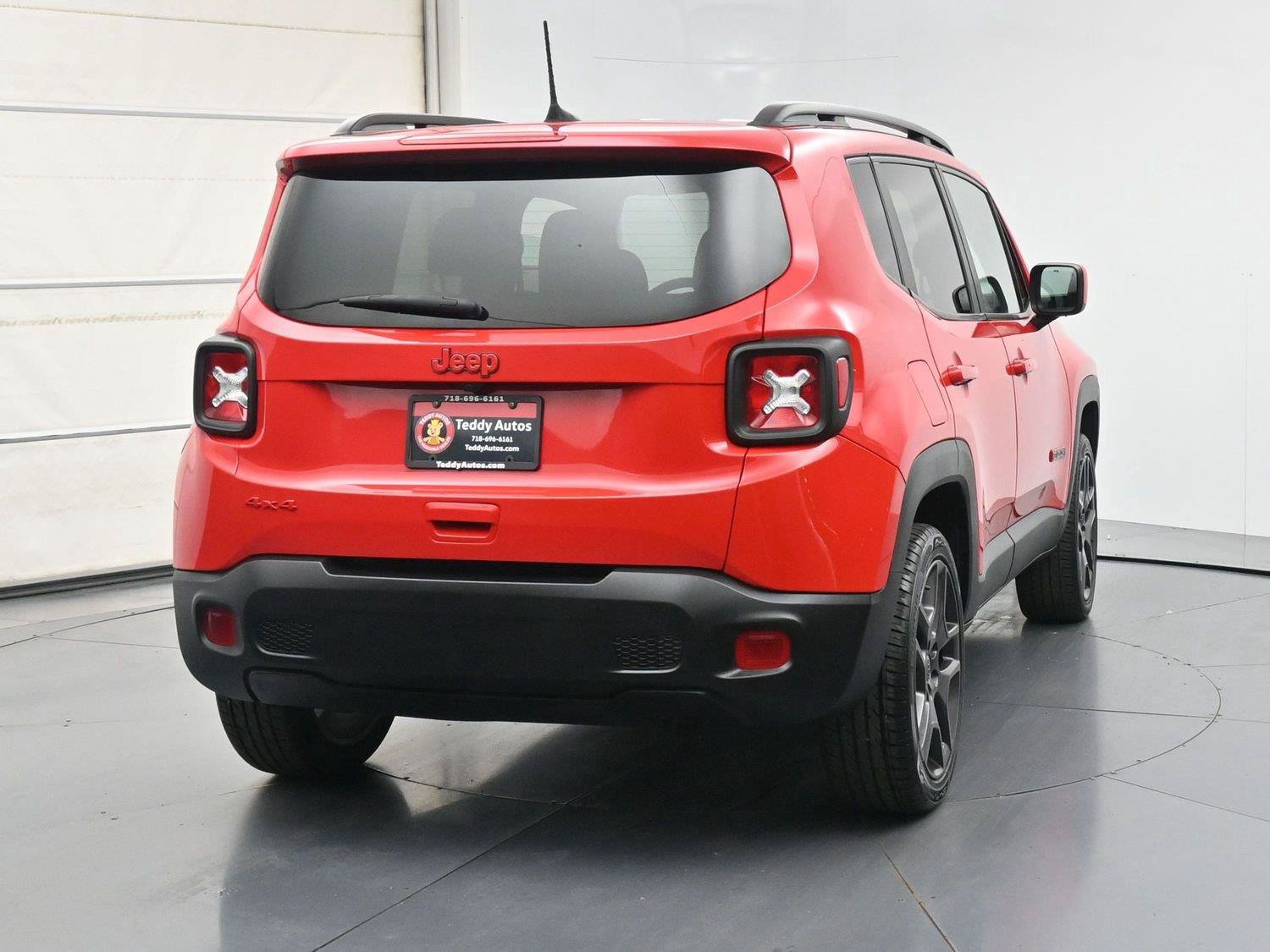 Used 2022 Jeep Renegade Latitude w/ Convenience Group AWD/4WD image 23