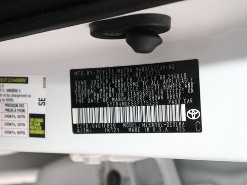 Used 2025 Toyota Corolla LE FWD image 37
