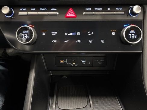 Used 2025 Hyundai Sonata SEL FWD image 17