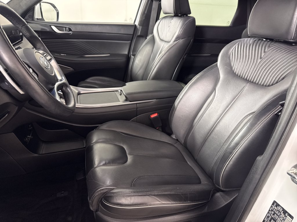 Used 2024 Hyundai Palisade Calligraphy FWD image 13