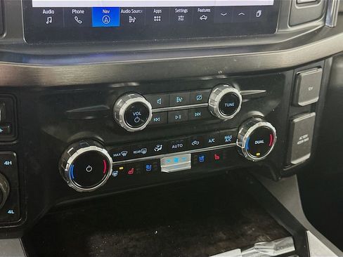 Used 2024 Ford F250 Lariat w/ Lariat Ultimate Package image 18