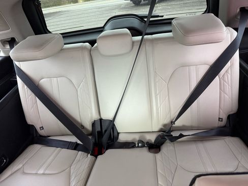 Used 2019 Ford Expedition Platinum image 10