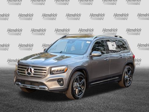 Used 2026 Mercedes-Benz GLB 250 image 5