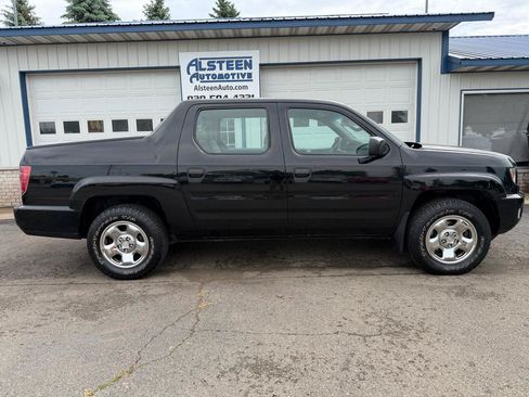Used 2011 Honda Ridgeline RT image 2
