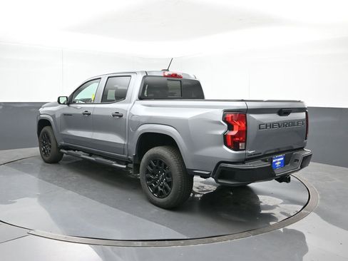 Used 2025 Chevrolet Colorado W/T w/ WT Custom Package image 4