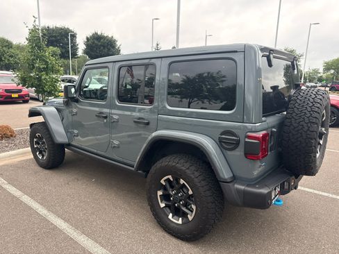 Used 2024 Jeep Wrangler Unlimited Rubicon 4xe AWD/4WD image 3
