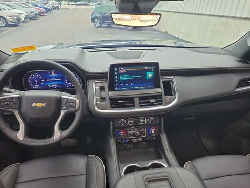 Used 2023 Chevrolet Tahoe Premier w/ Premium Package 2 AWD/4WD image 13