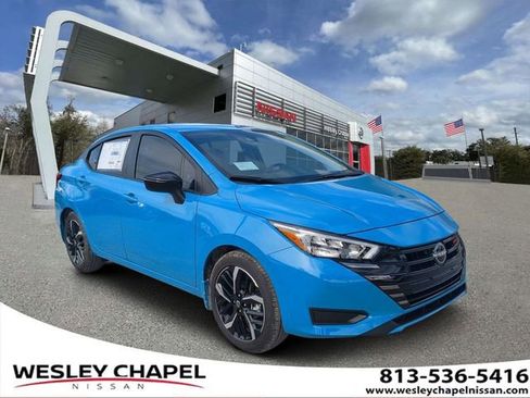 Used 2025 Nissan Versa SR w/ Trunk Package FWD image 1